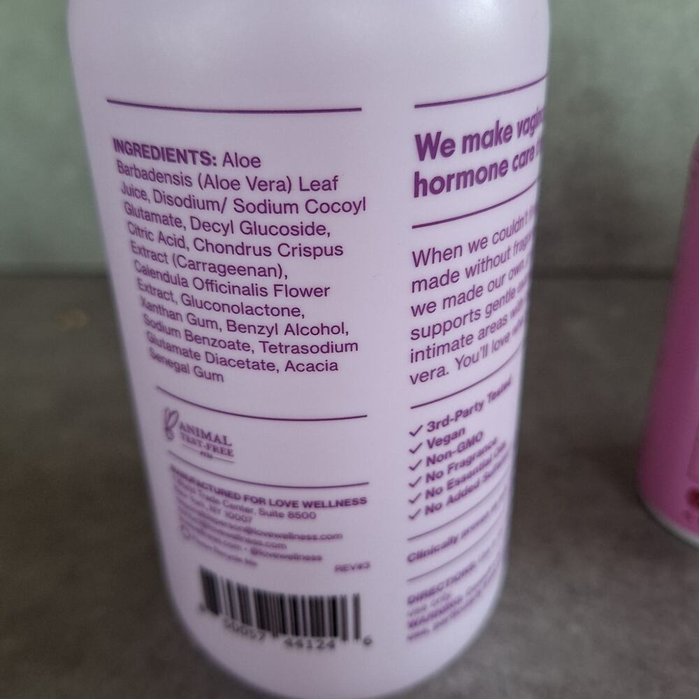 Love wellness lot bundle intimate care products cleanser sprays and oil set of 4 - Picture 4 of 7